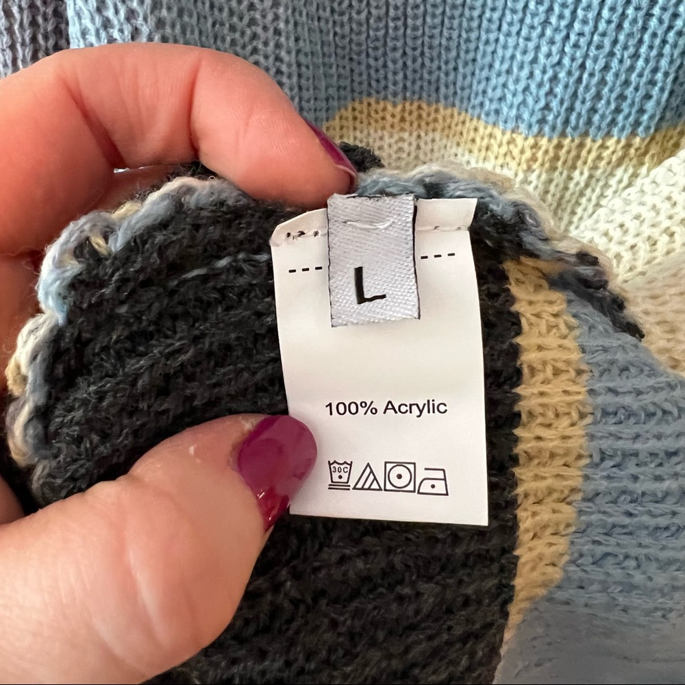 NWT Aluna Levi Blue Striped Sweater Size Large Boutique Fall Winter Relaxed - Picture 4 of 6